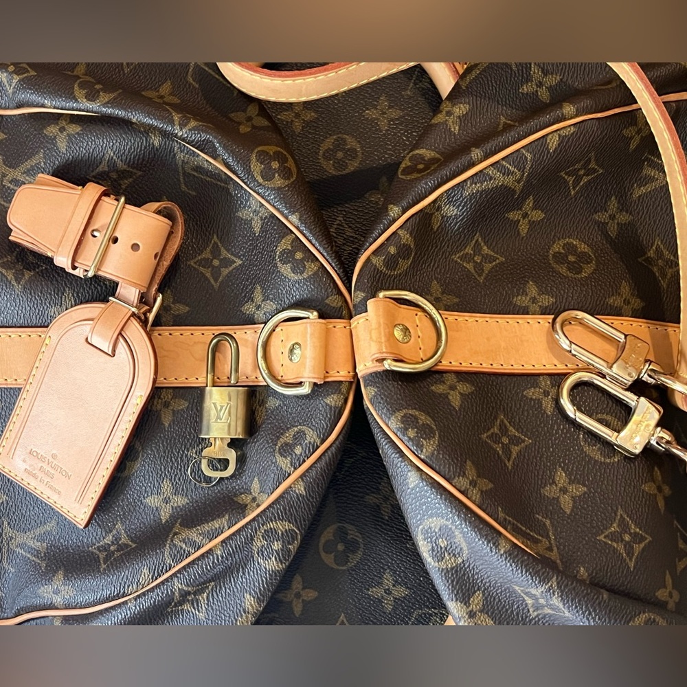 Louis Vuitton LV Monogram Keepall Bandoulière 50 Luggage Travel Bag Lock Strap